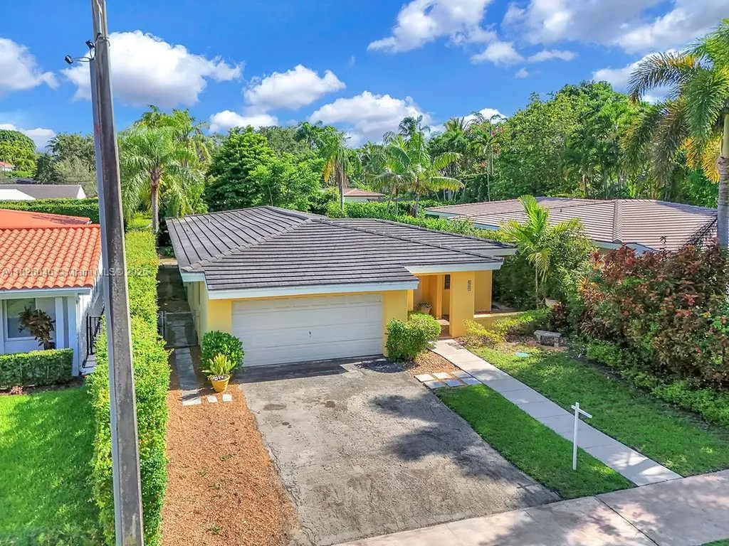 527 Gerona Avenue Coral Gables FL 33146