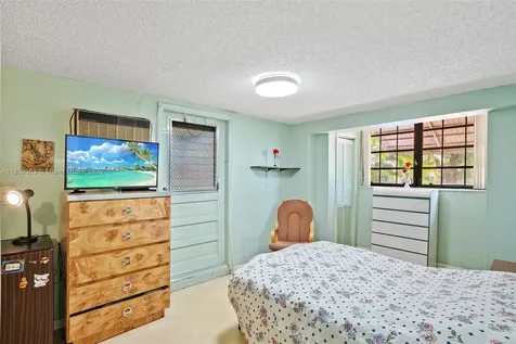 3880 NW 2nd Terrace Miami FL 33126