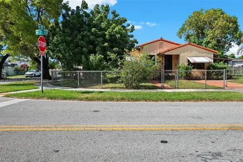 3880 NW 2nd Terrace Miami FL 33126