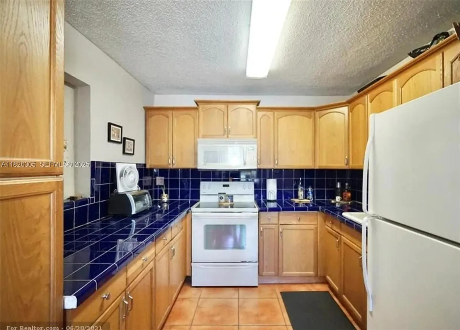 6103 Monroe Street Hollywood FL 33023