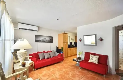 6103 Monroe Street Hollywood FL 33023