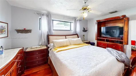 10441 SW 150th Terrace Miami FL 33176