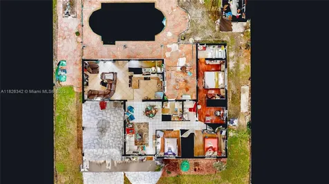 10441 SW 150th Terrace Miami FL 33176