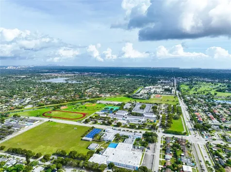10441 SW 150th Terrace Miami FL 33176