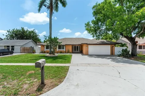 721 SW 96th Avenue Pembroke Pines FL 33025