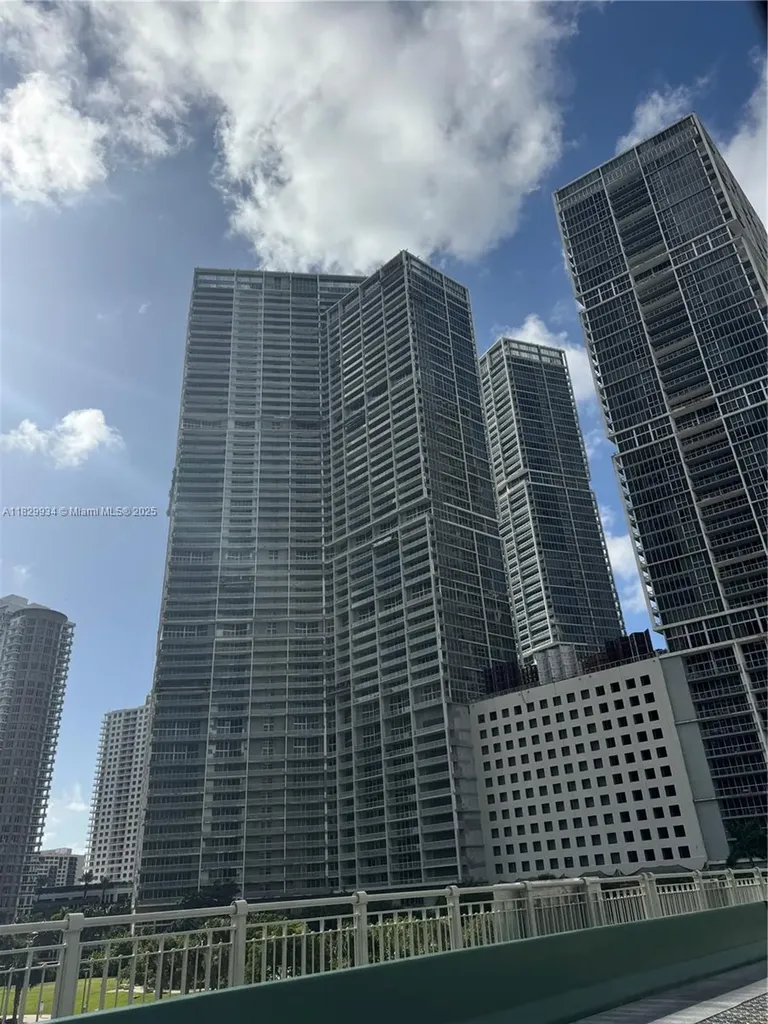 475 Brickell Avenue Miami FL 33131