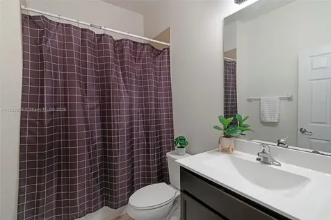 4244 SW 166th Court Miami FL 33185