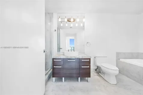 244 Biscayne Boulevard Miami FL 33132