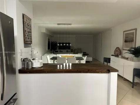100 Bayview Drive Sunny Isles Beach FL 33160