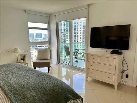 100 Bayview Drive Sunny Isles Beach FL 33160
