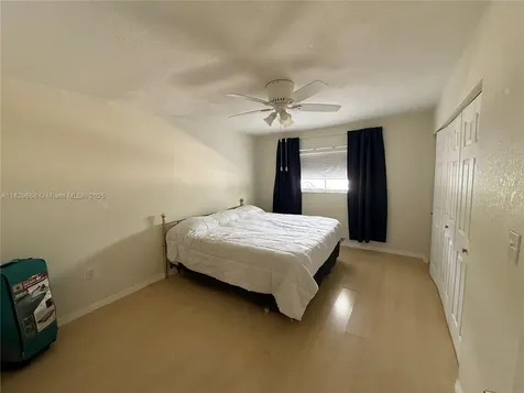 5571 NW 194th Lane Miami Gardens FL 33055