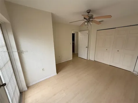 5571 NW 194th Lane Miami Gardens FL 33055