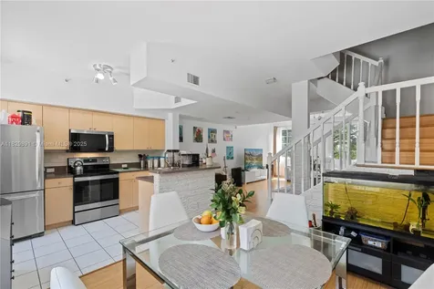 2811 NE 185th Street Aventura FL 33180