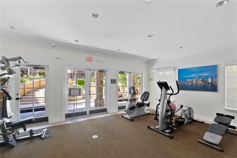 2811 NE 185th Street Aventura FL 33180