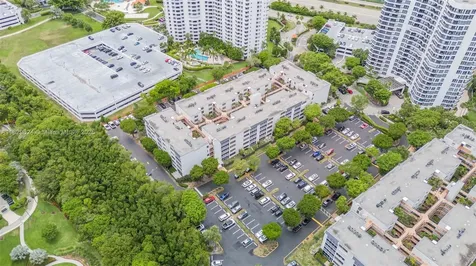 3350 NE 192nd Street Aventura FL 33180