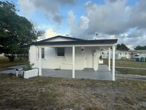 18535 NW 39th Court Miami Gardens FL 33055