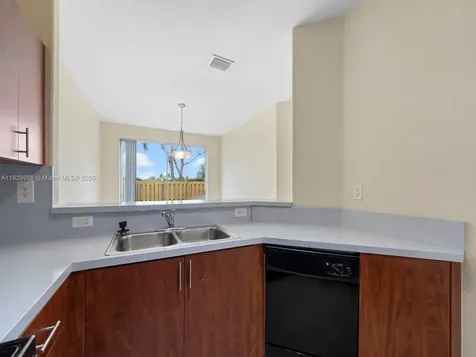 2504 SE 15th Court Homestead FL 33035