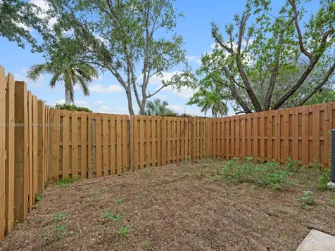 2504 SE 15th Court Homestead FL 33035