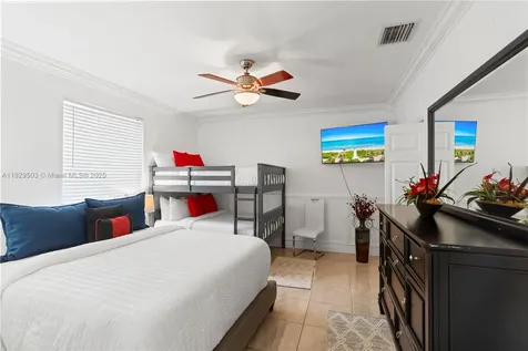 16601 SW 87th Court Palmetto Bay FL 33157
