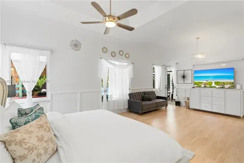 16601 SW 87th Court Palmetto Bay FL 33157