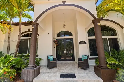 16601 SW 87th Court Palmetto Bay FL 33157