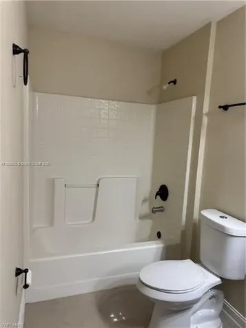 1905/1907 Gordon Avenue S Lehigh Acres FL 33973