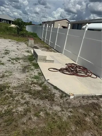 1905/1907 Gordon Avenue S Lehigh Acres FL 33973
