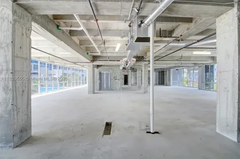 6930 Collins Avenue Miami Beach FL 33141