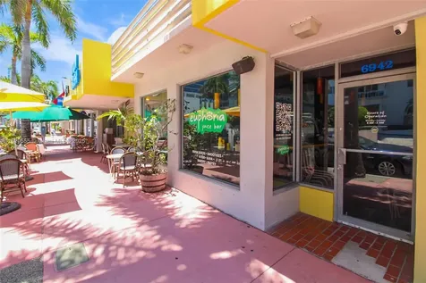 6930 Collins Avenue Miami Beach FL 33141
