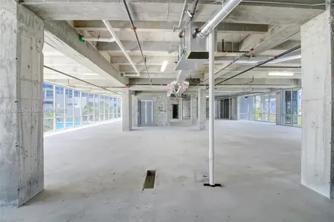 6930 Collins Avenue Miami Beach FL 33141