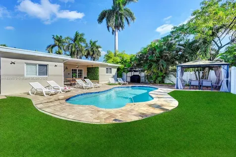 1228 Johnson Street Hollywood FL 33019