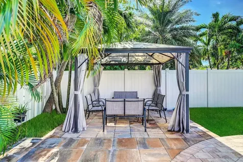 1228 Johnson Street Hollywood FL 33019