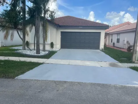 2383 SW 177th Terrace Miramar FL 33029
