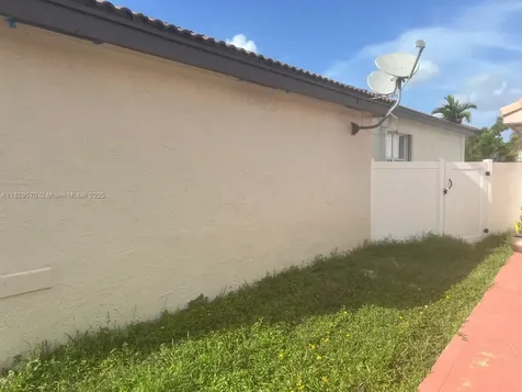 2383 SW 177th Terrace Miramar FL 33029
