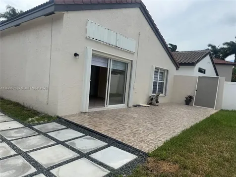 2383 SW 177th Terrace Miramar FL 33029