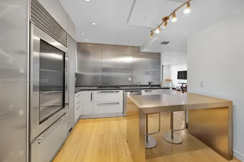 251 Crandon Boulevard Key Biscayne FL 33149