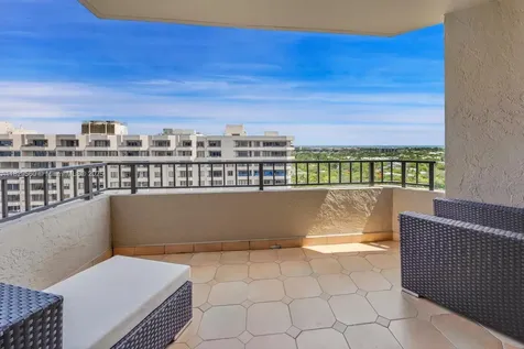 251 Crandon Boulevard Key Biscayne FL 33149