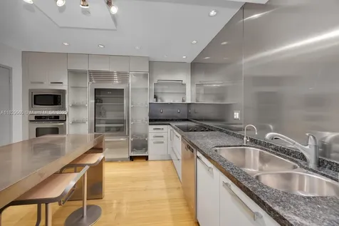 251 Crandon Boulevard Key Biscayne FL 33149