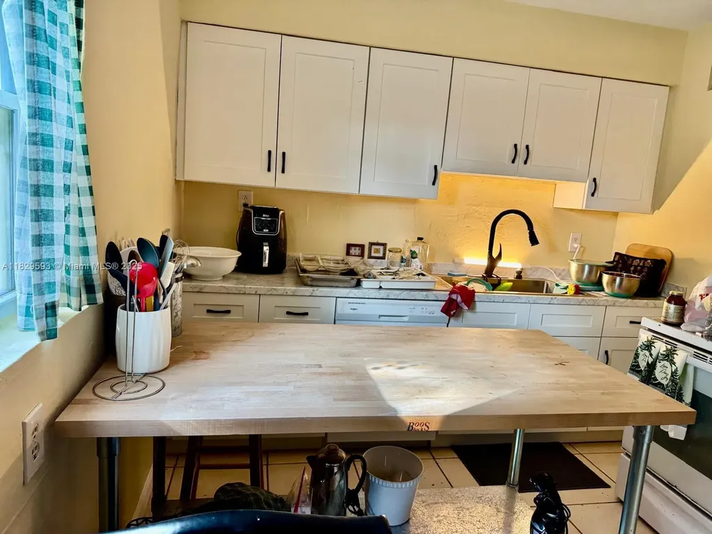 1484 SW 47th Terrace Fort Lauderdale FL 33317