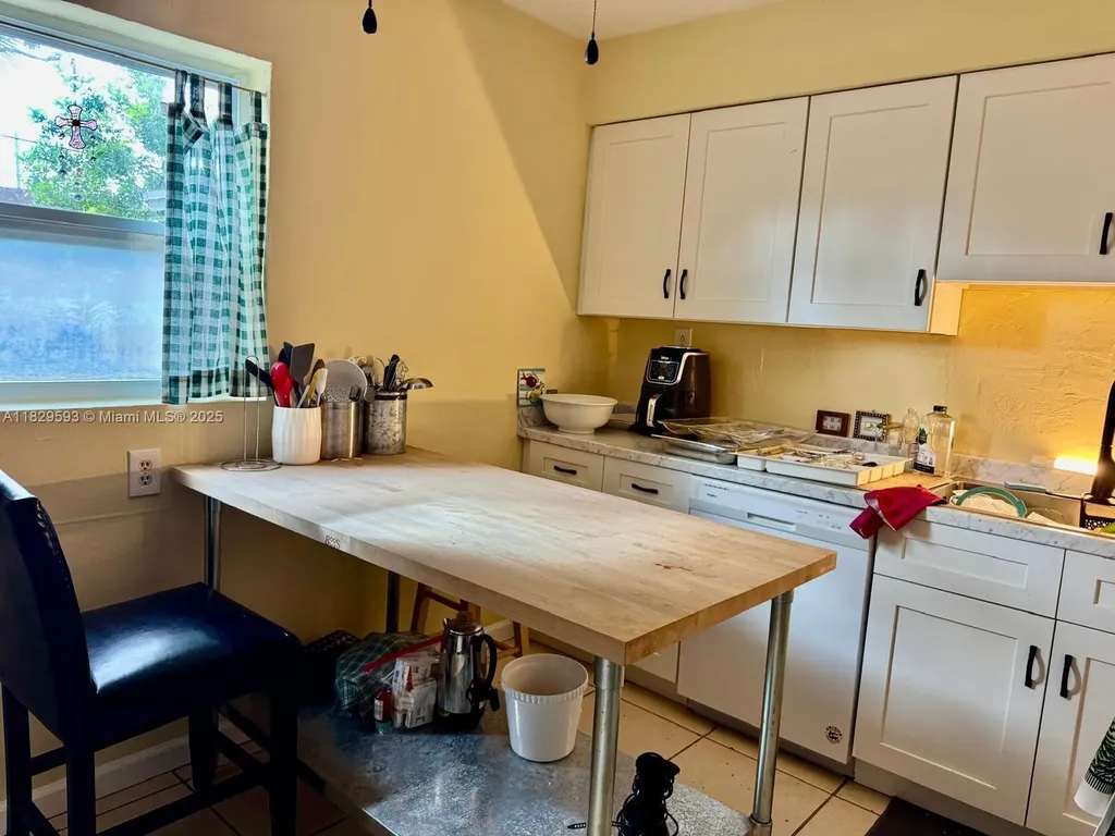 1484 SW 47th Terrace Fort Lauderdale FL 33317