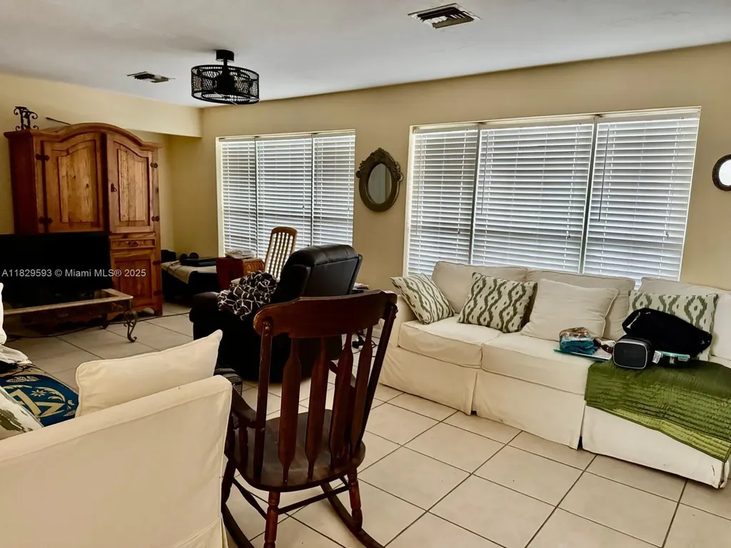 1484 SW 47th Terrace Fort Lauderdale FL 33317