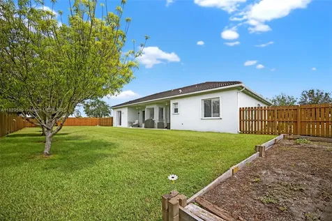 18980 SW 359th Street Homestead FL 33034