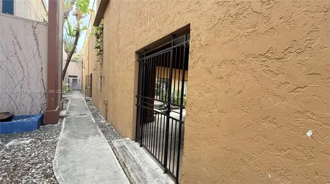 1651 W 37th Street Hialeah FL 33012