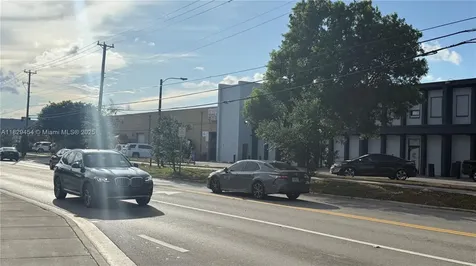 1651 W 37th Street Hialeah FL 33012