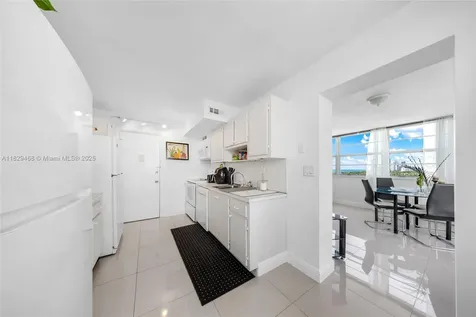 3161 S Ocean Drive Hallandale Beach FL 33009