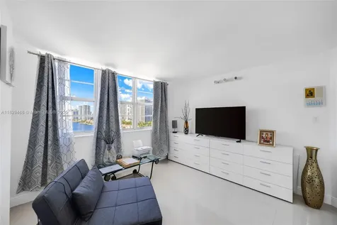 3161 S Ocean Drive Hallandale Beach FL 33009