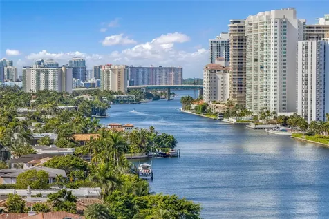 3161 S Ocean Drive Hallandale Beach FL 33009