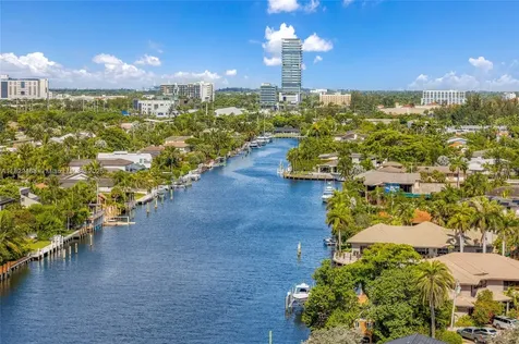 3161 S Ocean Drive Hallandale Beach FL 33009