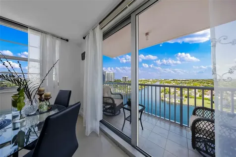 3161 S Ocean Drive Hallandale Beach FL 33009