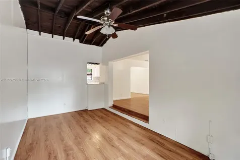 871 NE 122nd Street North Miami FL 33161